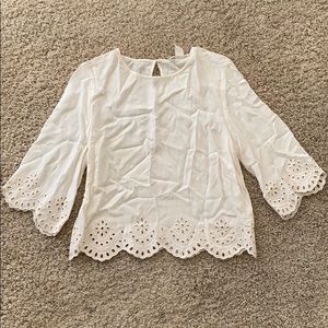 H&M Off-white floral 3/4-sleeved blouse